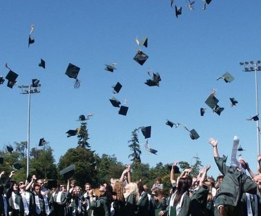 Listen up seniors, these Great Recession grads have advice for you